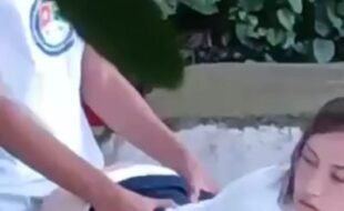 Flagrados transando atras da escola - FriqenNet